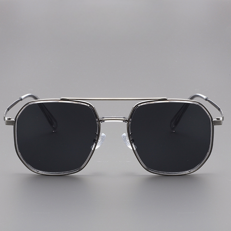 Tyga Polarized Navigator Sunglasses