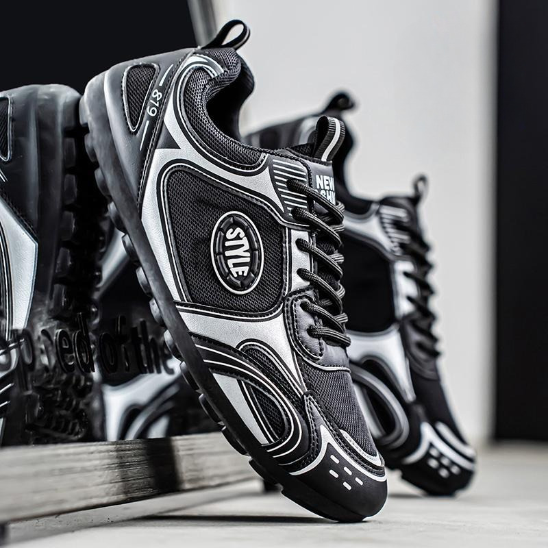 Nova Edge Sneakers