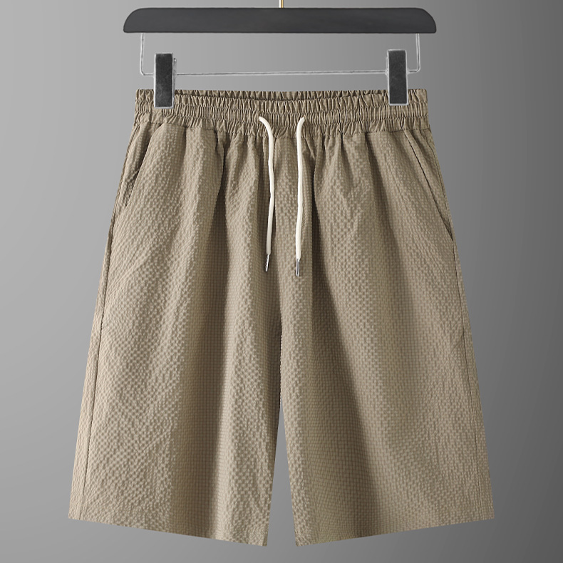 Valmont Textured Utility Set