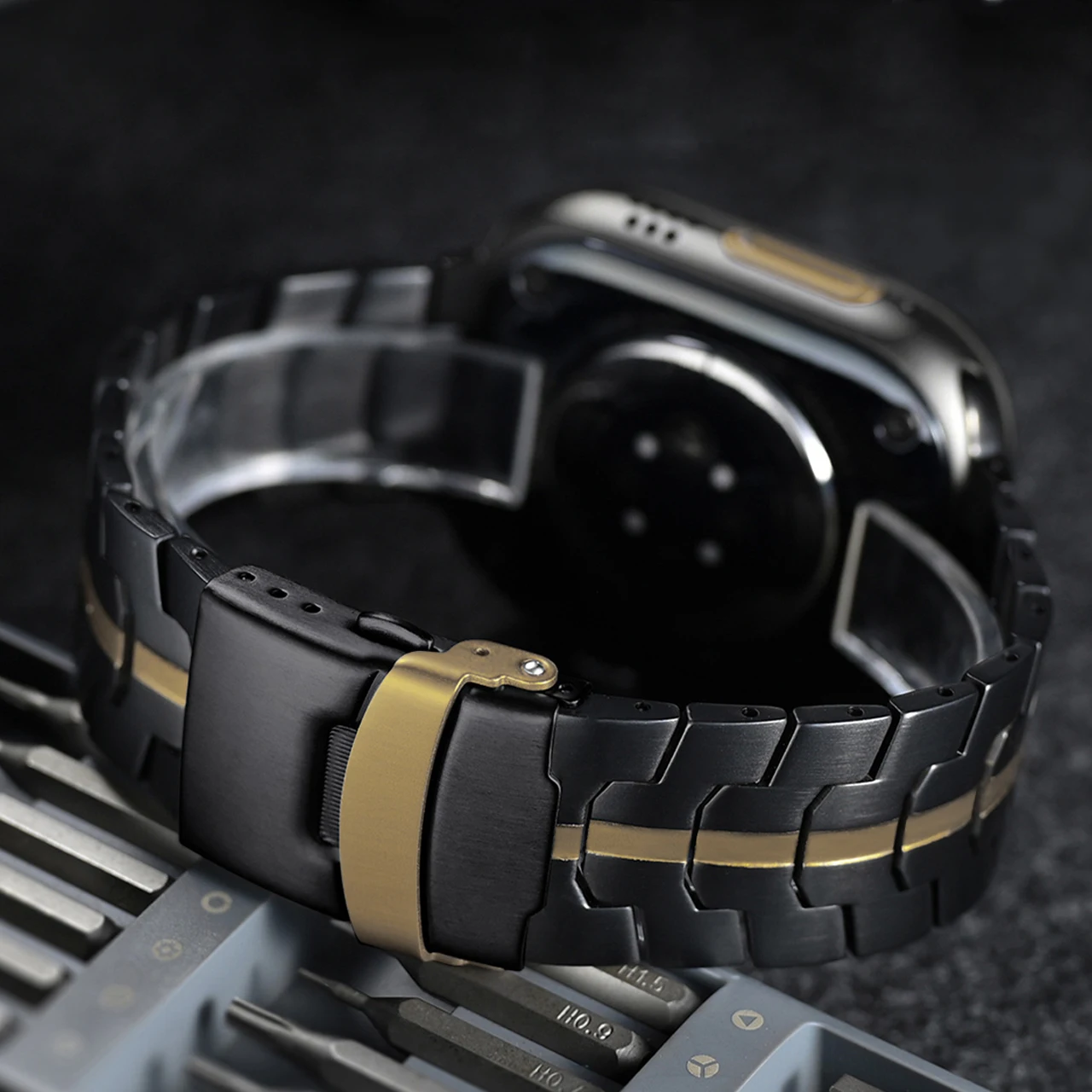 Wayfarer Stainless Steel Apple Watch Band