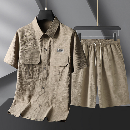 Valmont Textured Utility Set