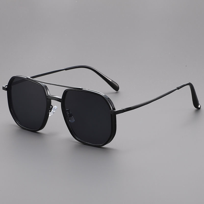Tyga Polarized Navigator Sunglasses