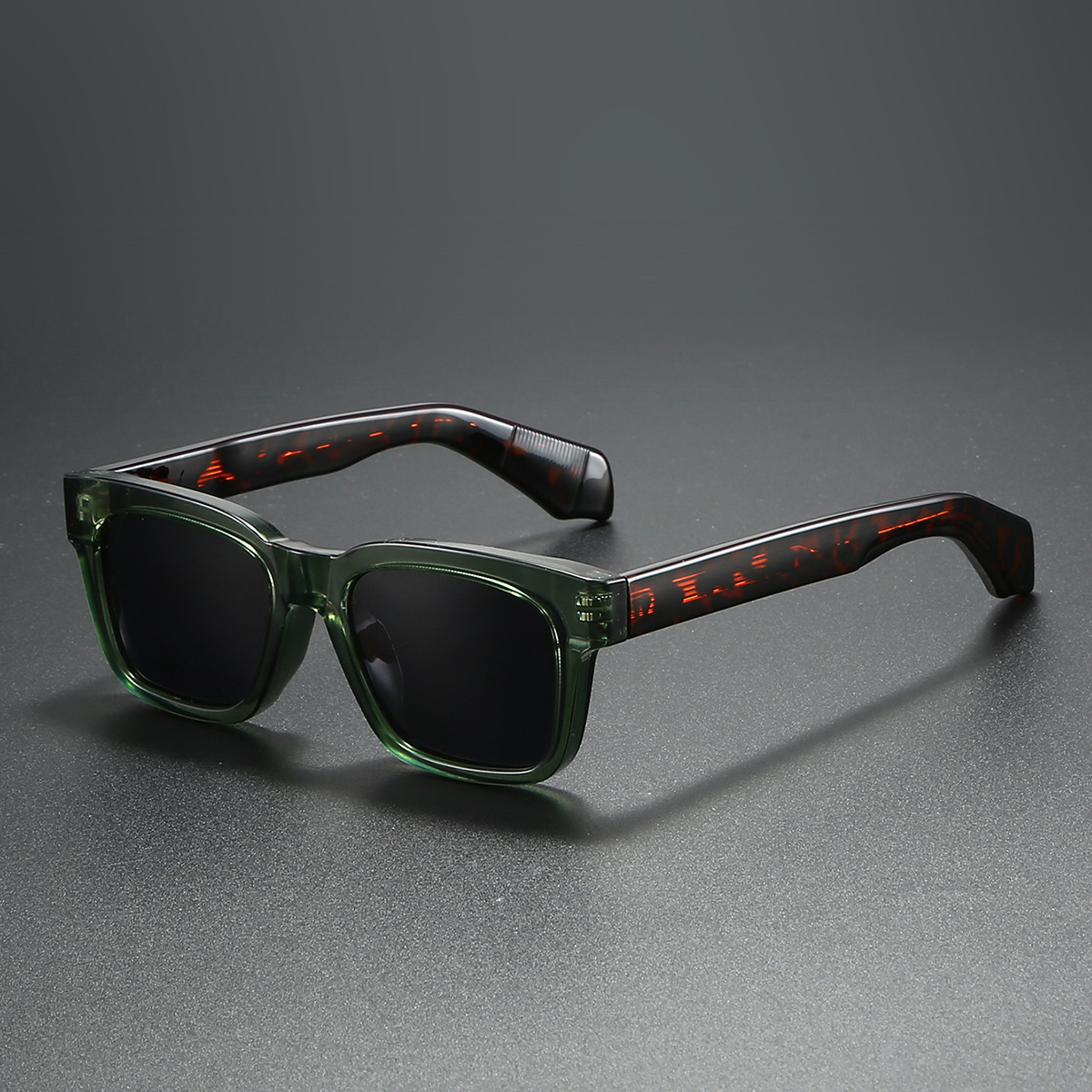 Hansen Retro Sunglasses